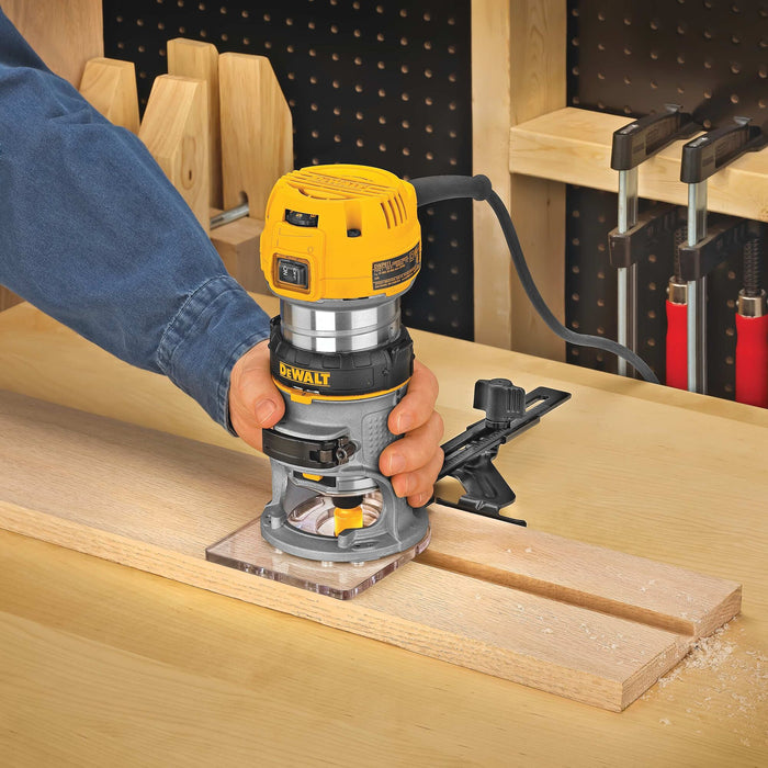 DeWalt 1-1/4 HP MAX Torque Variable Speed Compact Router