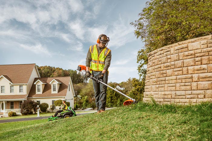 STIHL FS 111R Fuel-Efficient Professional Gas Brushcutter/Trimmer (31.4cc)