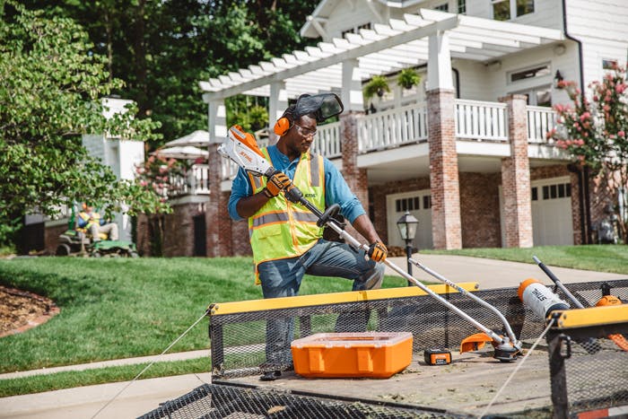 STIHL KMA 135R Cordless KombiSystem KombiEngine (AP System)