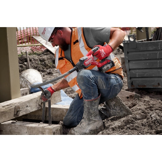 Milwaukee M18 FUEL 8' Concrete Pencil Vibrator