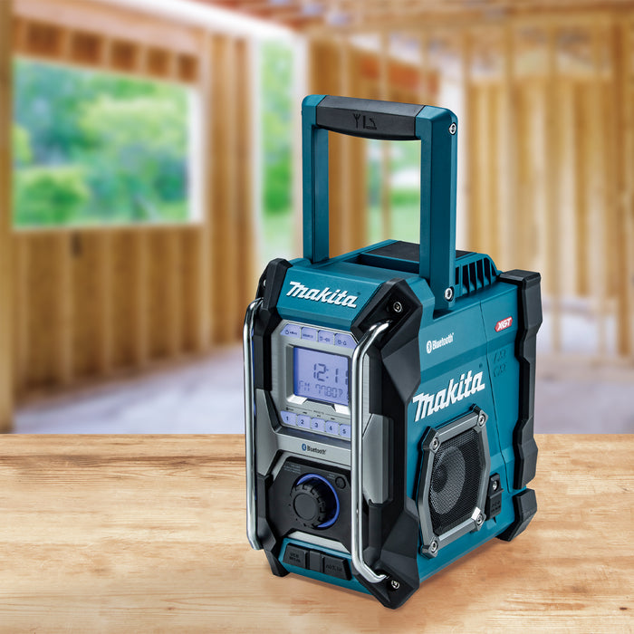 Makita Cordless Jobsite Stereo w/Bluetooth