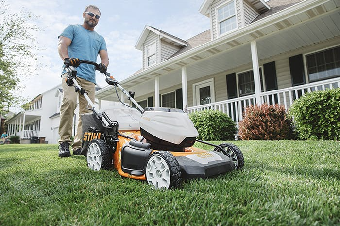 STIHL RMA 510V Self Propelled Cordless Lawn Mower Kit (AP System)