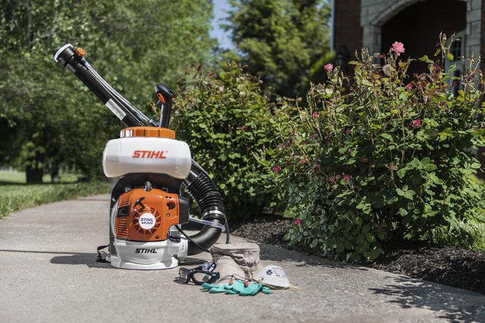 STIHL SR 200 Compact Gas Powered Backpack Sprayer/Mistblower