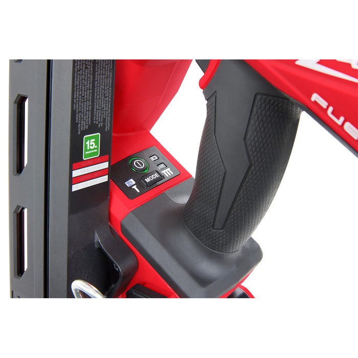Milwaukee M18 FUEL™ 15 Gauge Finish Nailer Kit