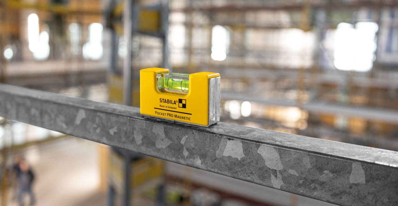 Stabila Pocket Pro Magnetic Spirit Level - 3"