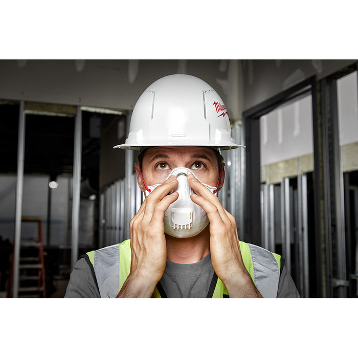 Milwaukee N95 Valved Respirator with Gasket