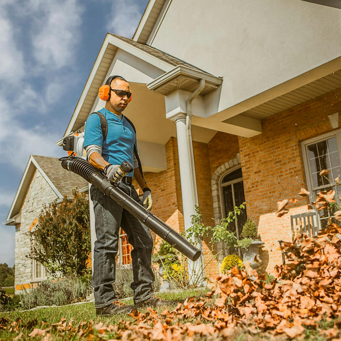 STIHL BR 200 Gas Powered Backpack Leaf Blower (27.2cc)