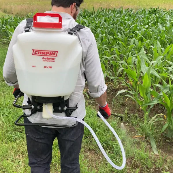 Chapin Professional Backpack Poly Sprayer - 4 Gal