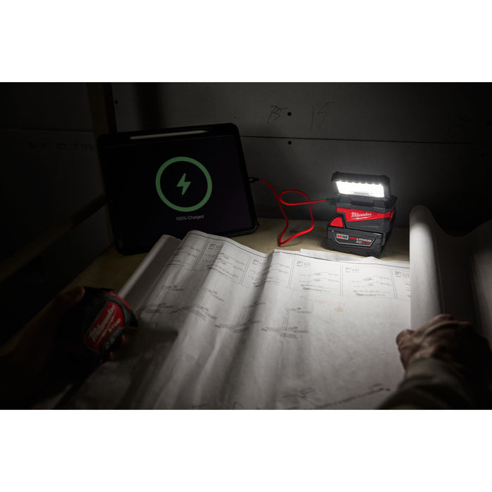 Milwaukee M18™ ROVER™ Compact Folding Flood Light w/ USB Charging