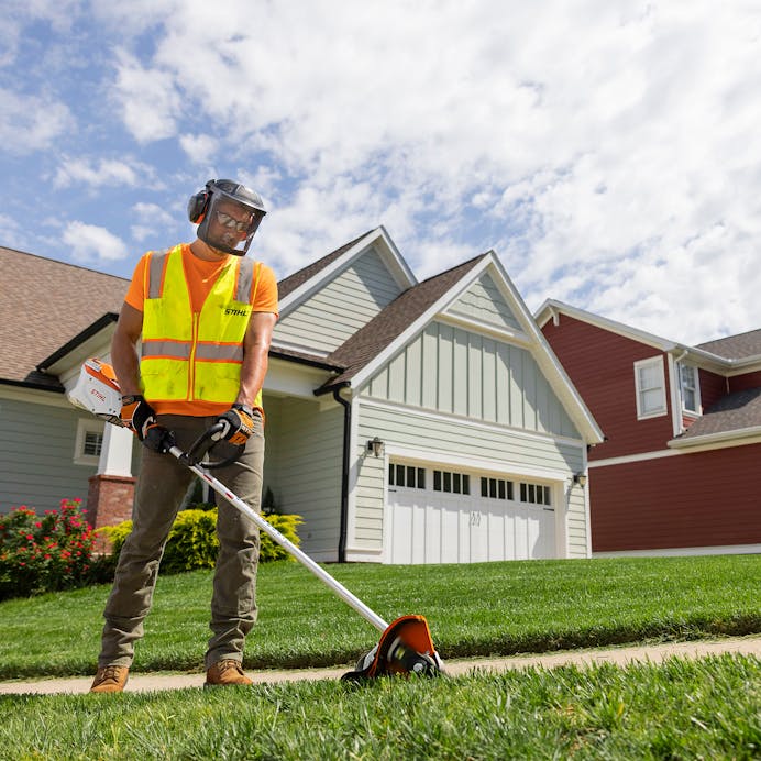 STIHL FCA 140 36V Cordless Lawn Edger (AP System)