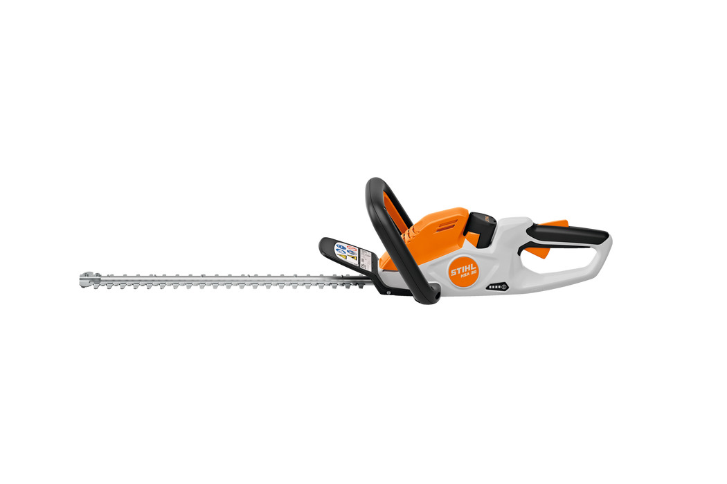 STIHL HSA 30 Cordless 18" Hedge Trimmer Kit