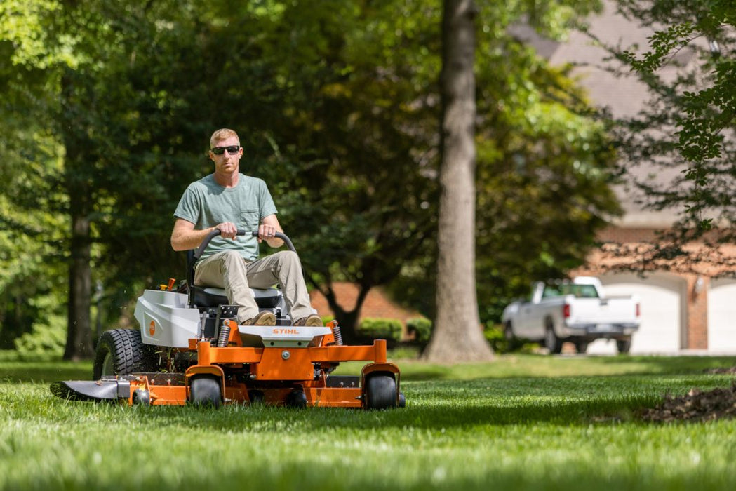 STIHL RZ 261 61" Gas Powered Zero-Turn Ride-On Lawn Mower