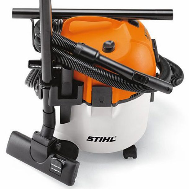 STIHL SE 122 Electric Wet/Dry Vacuum Cleaner 30L