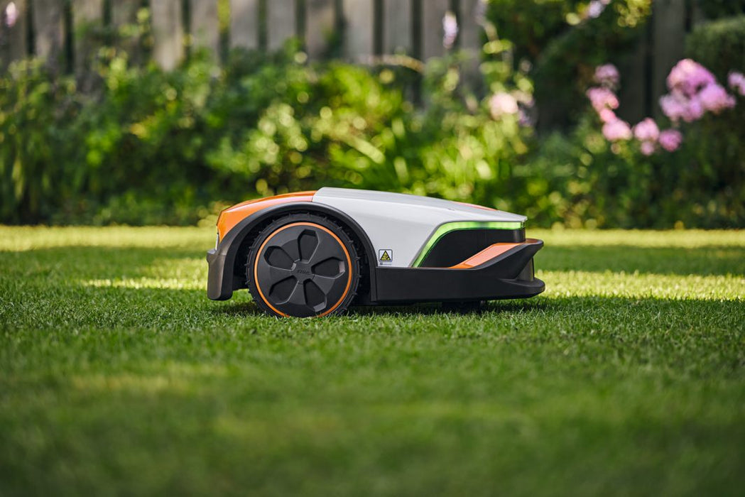 STIHL iMow® 5 Robotic Lawn Mower