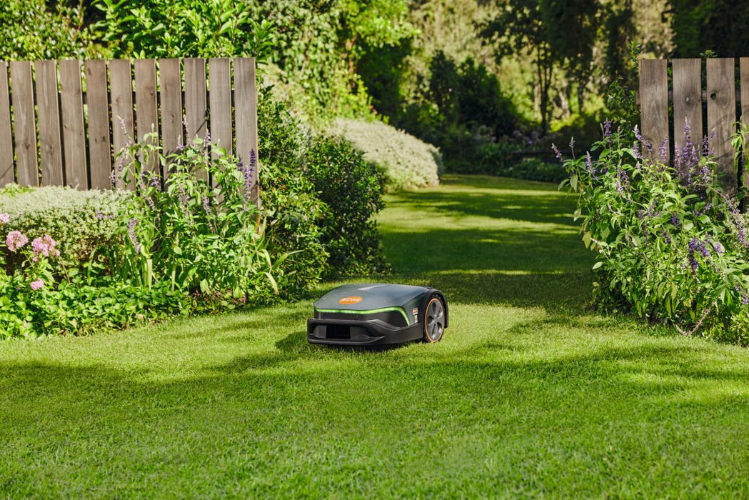 STIHL iMow® 6 EVO Robotic Lawn Mower