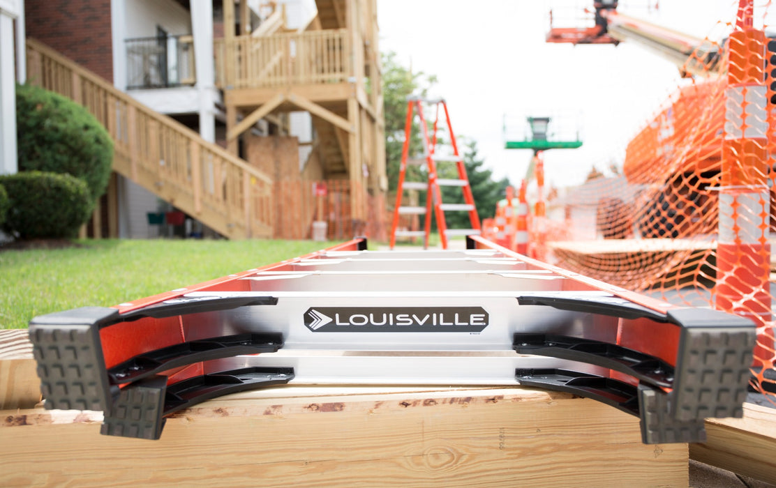 Louisville Fiberglass Step Platform Ladder (Type 1AA)