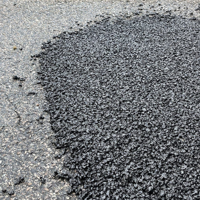 Aquaphalt 6.0 (Medium) - Permanent Asphalt Pothole Repair - 50 lbs Pail