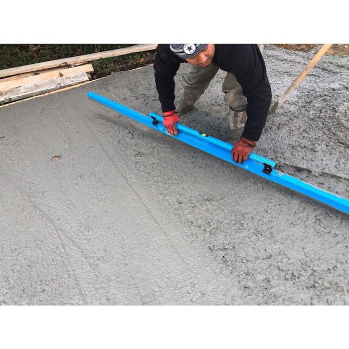 OX Pro Concrete Screed/Darby With Vial