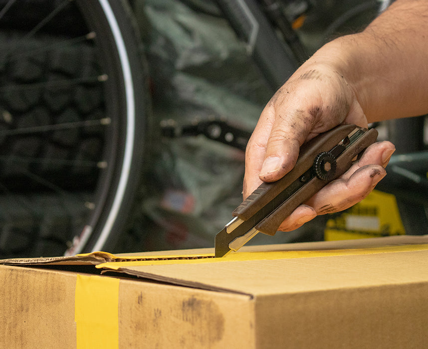 OLFA 18mm Wood Composite Ratchet Lock Utility Knife